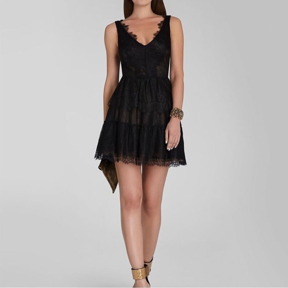 BCBGMaxAzria Willa Black Lace V-Neck Sleeveless Dress XS EUC